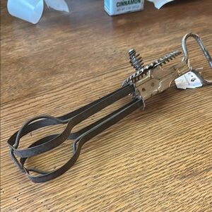 Vintage Metal Egg Beater